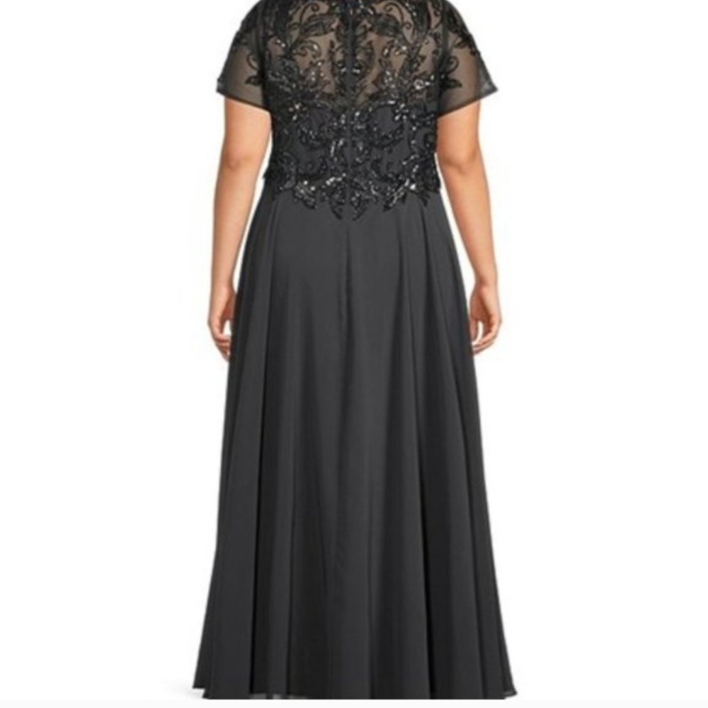 XSCAPE Women's Charcoal Beaded Chiffon Short Sleeve Formal Gown NWT - Picture 13 of 17